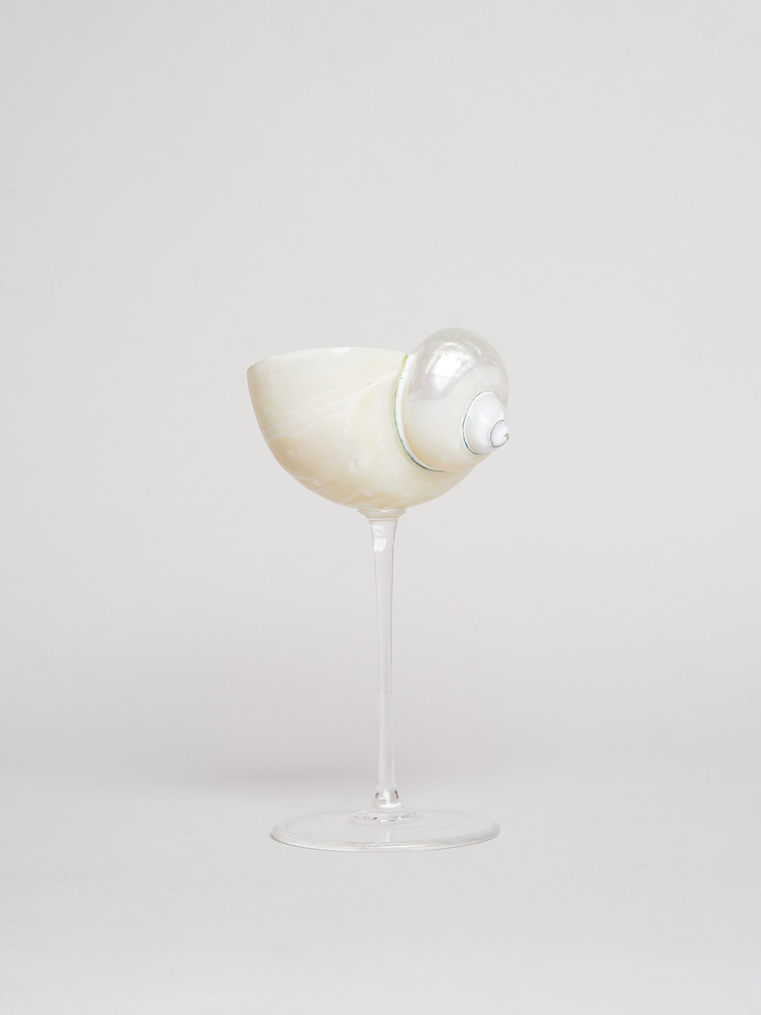 Ariel Pearl Snail glass