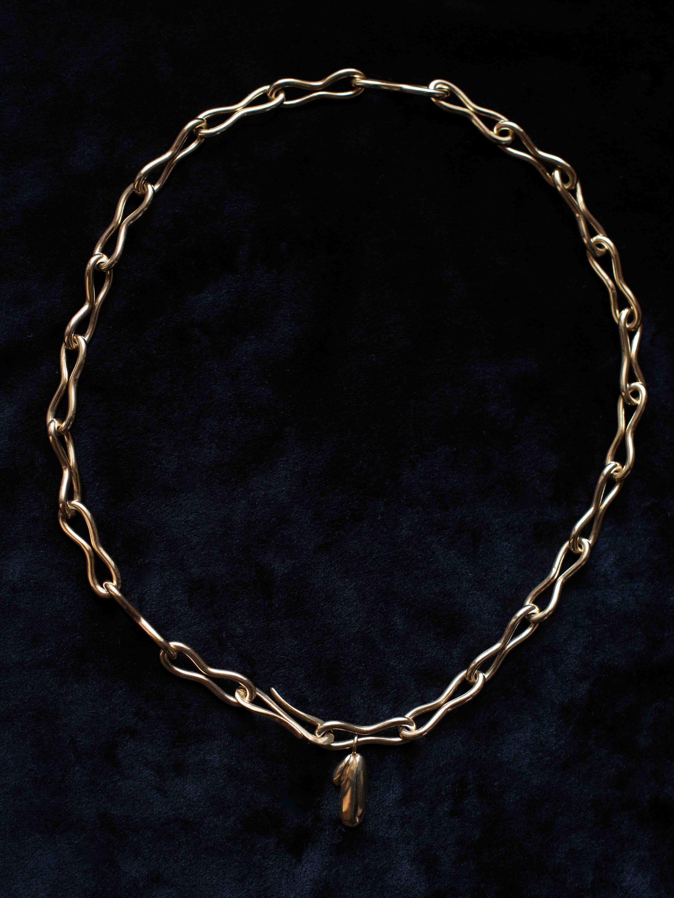 Paradox náhrdelník