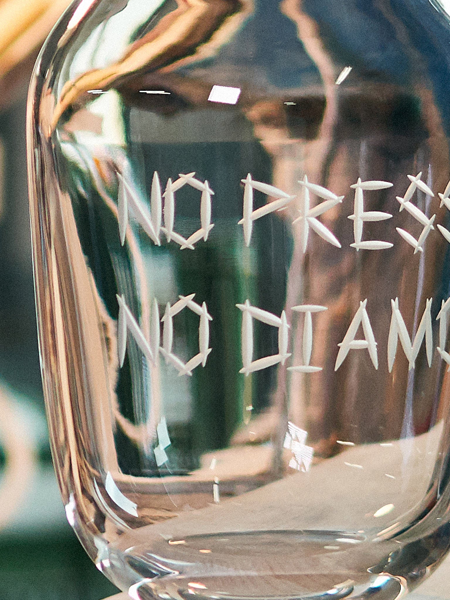No Pressure No Diamonds karafa