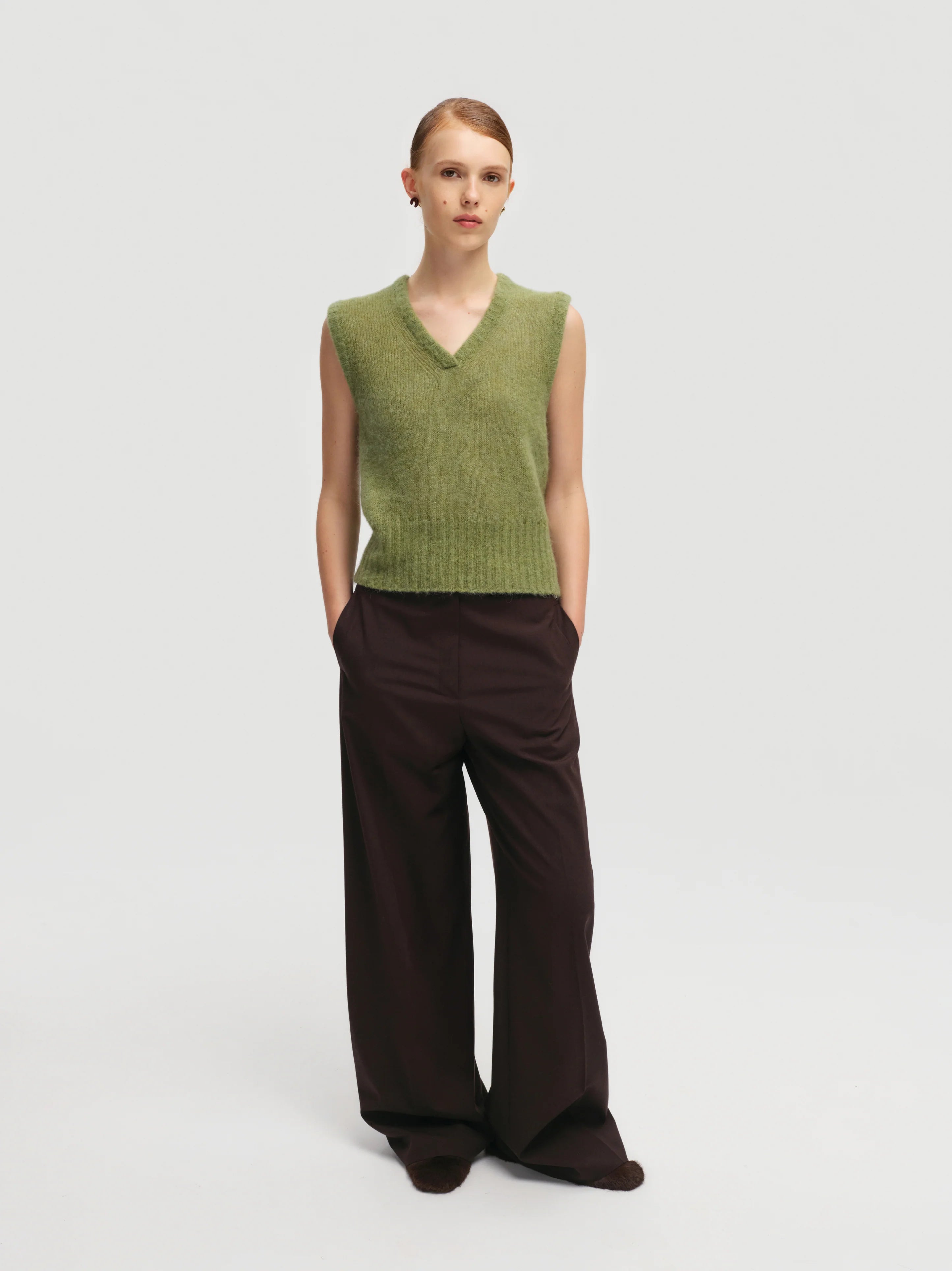 Konyk vesta s krajkovým lemem - Zelená