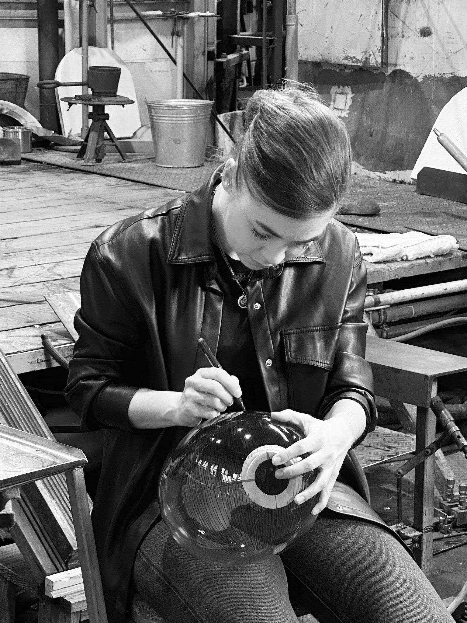 Sacred Bond vase 20 cm-pink