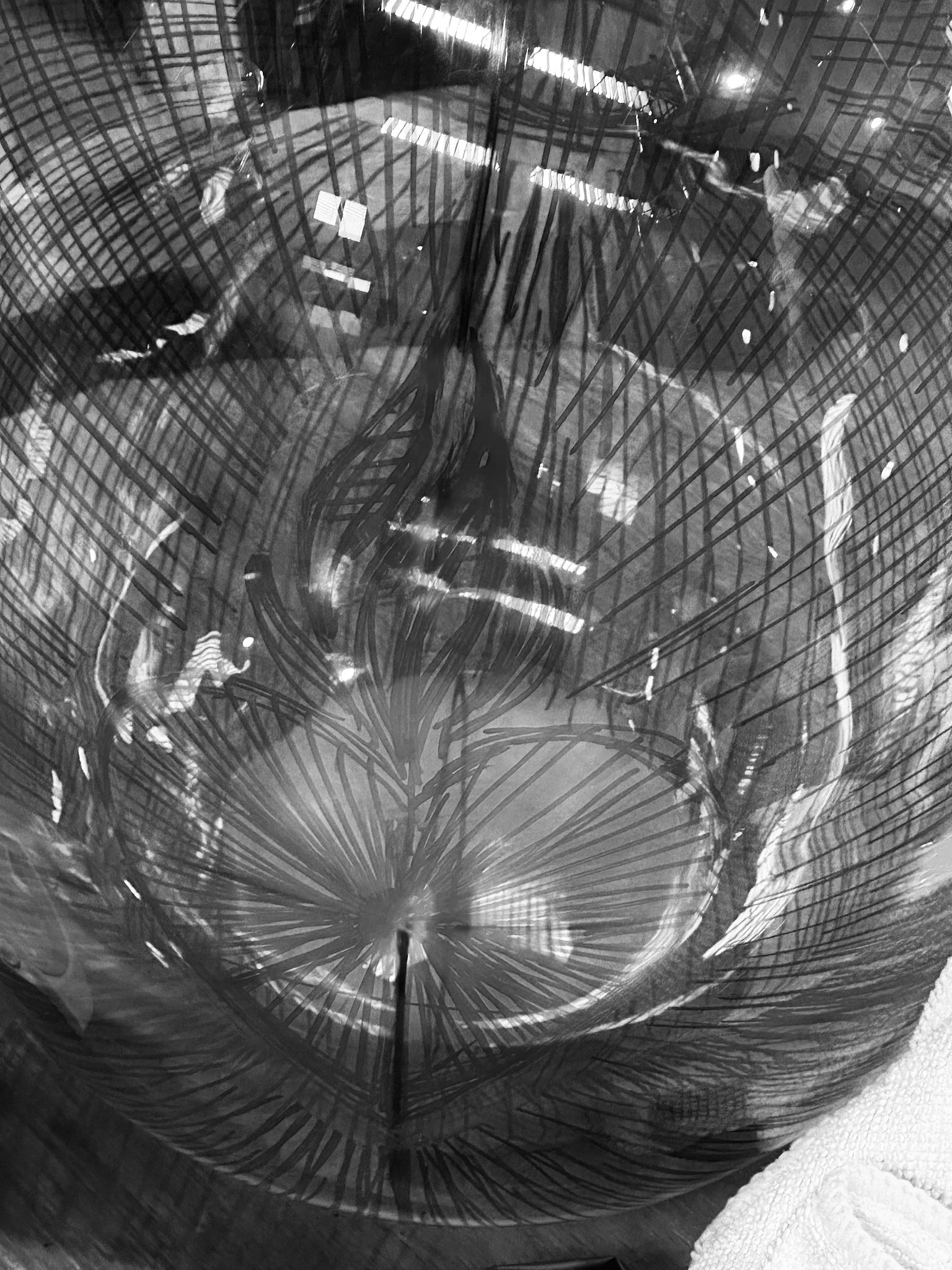 Sacred Bond vase 30 cm- pink