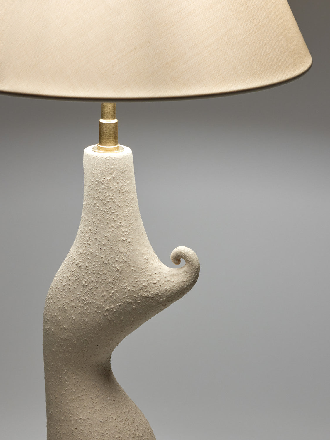 Sway lamp