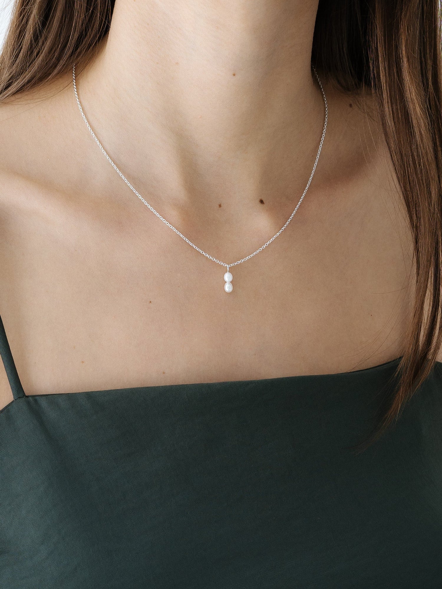 Double pearl necklace