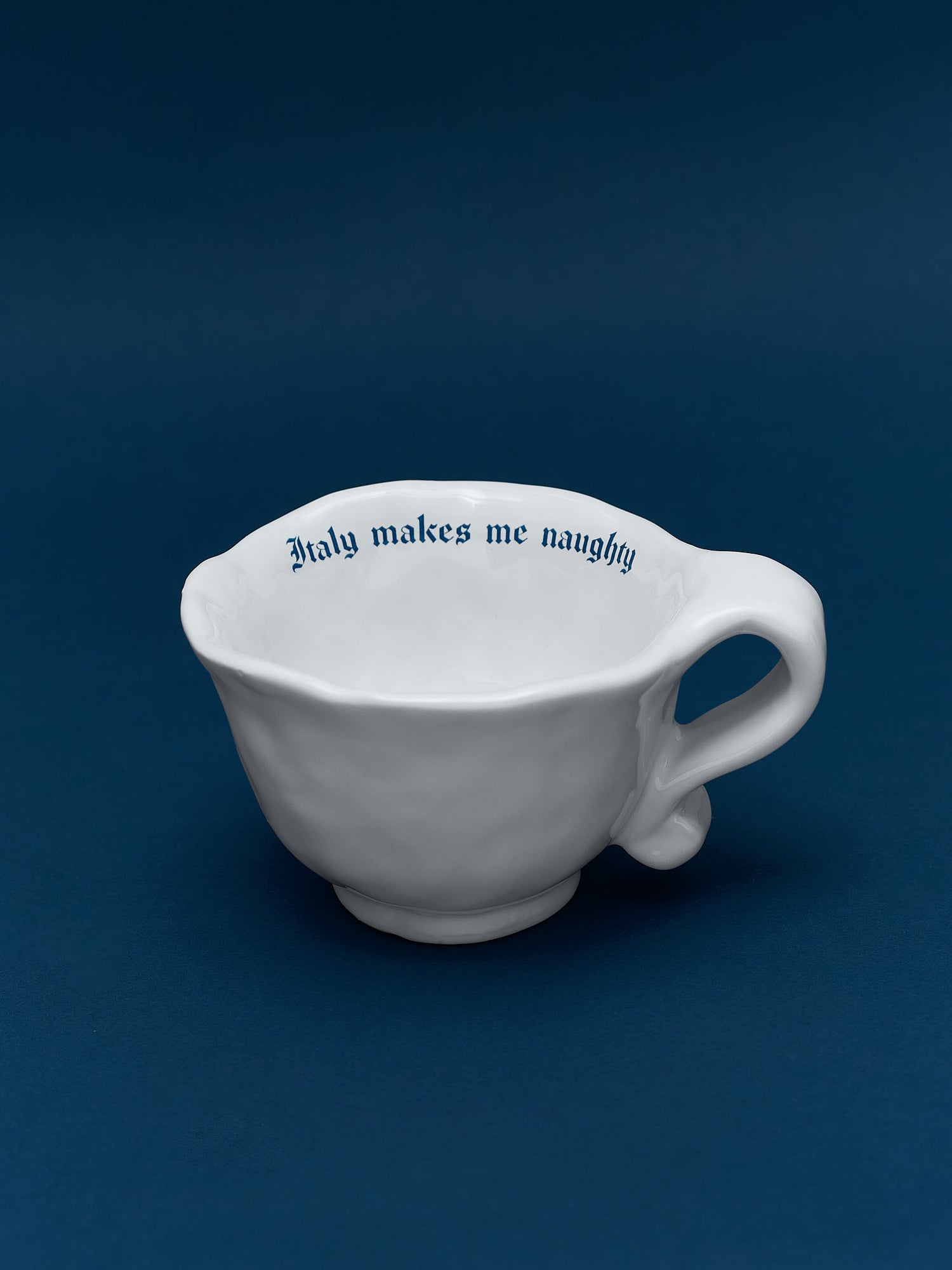 The Issues šálek na cappuccino