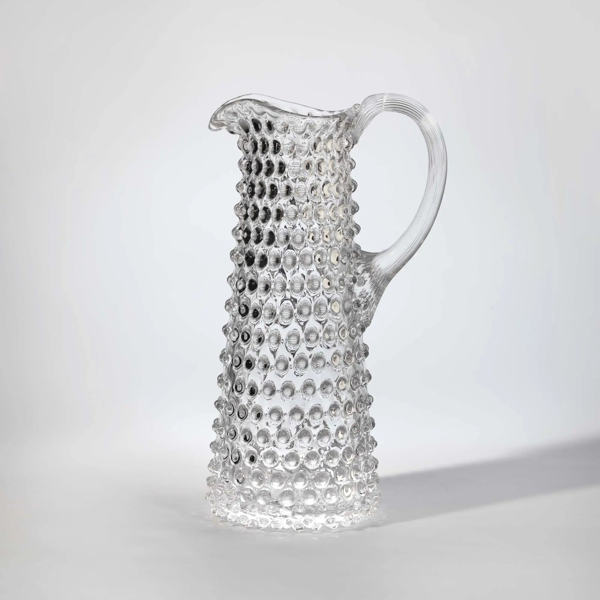 Hobnail vysoký džbán