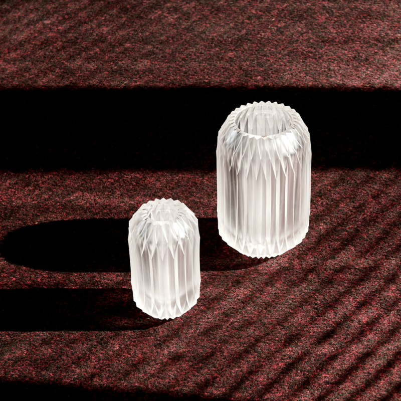 Bruta váza 22 cm - Čírá