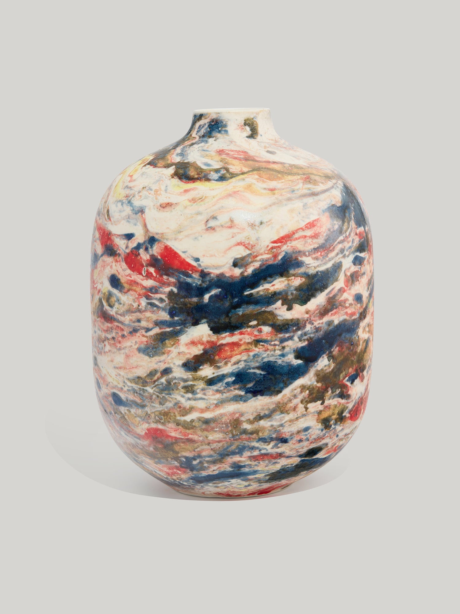 Marble vase large 3